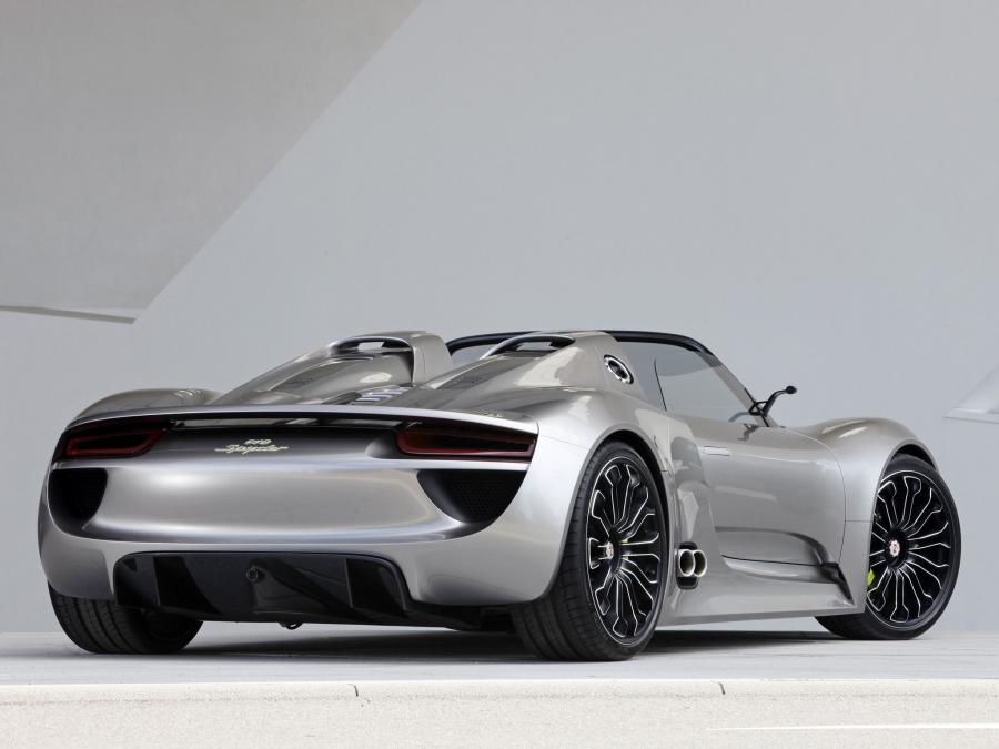  Porsche 918 Spyder Concept 2010 года  (фото 24 из 54)